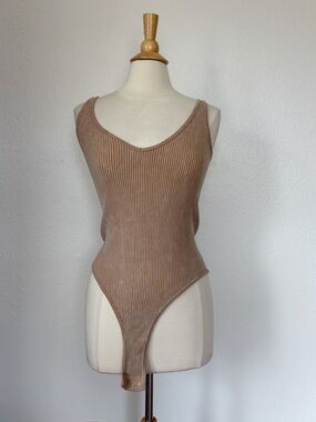 Solid Beige Sleeveless Fitted Bodysuit